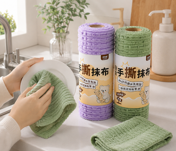 Tear-Away Coral Fleece Cleaning Cloth Roll