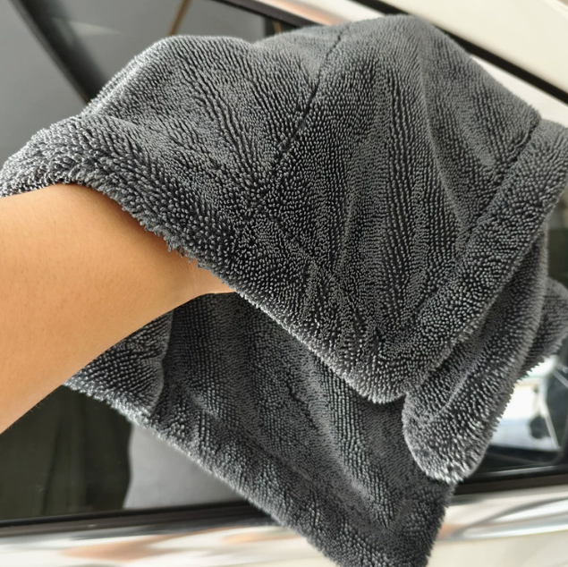 microfiber twisted yarn loop detailing towels